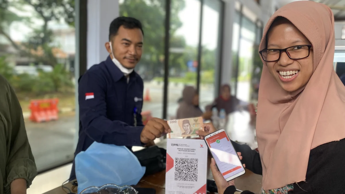 Sedekah Pakai QRIS, Masyarakat Malah Dapat Hadiah Uang Rupiah Baru