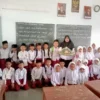 Rayakan Hari Guru Nasional, Siswa Kelas 1 Beri Kejutan