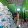 Tim KP3 Kota Pekalongan menyambangi distributor pupuk