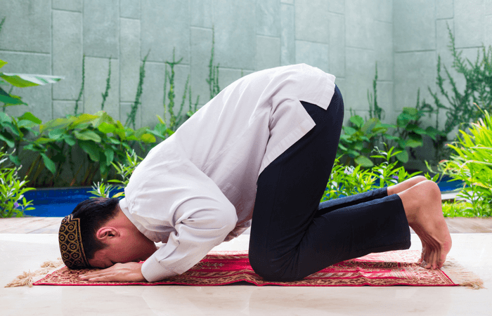 Tata Cara sholat Tahajud dan Hikmah yang Diperoleh Bagi yang Menjalankannya