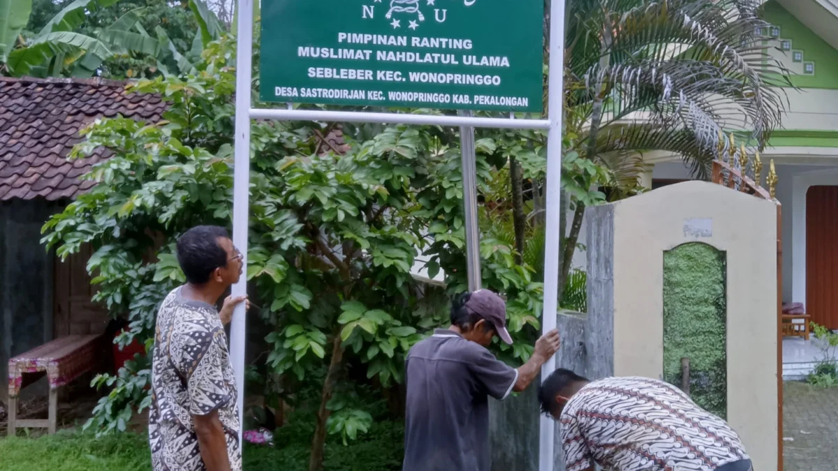 PAC Muslimat NU Wonopringgo Melakukan Papanisasi di 33 Titik