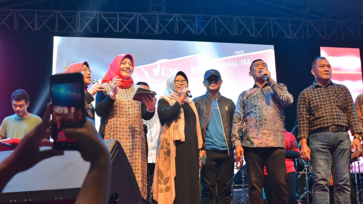 Konser Kebangsaan, Bupati Ikut Menyanyi