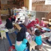 Anak-Anak Desa Dibekali Bahasa Inggris 