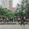 Aksi Teatrikal Koalisi NGO: Desak Subway Terapkan Standar Kesejahteraan Hewan yang Lebih Tinggi