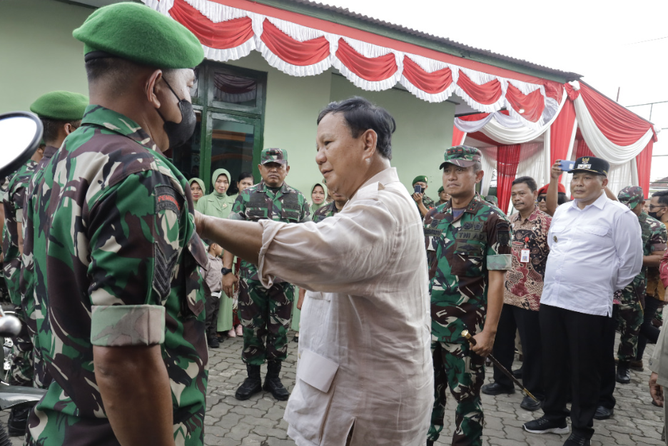 Pangdam V/Brawijaya Mendampingi Menteri Pertahanan RI Kunker ke Koramil 14/0818 Turen