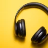 Cara Praktis Membersihkan Headphone atau Earbuds