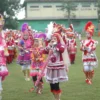 Peringati HGN, PGRI Cabang Warungasem Gelar Parade Drumband