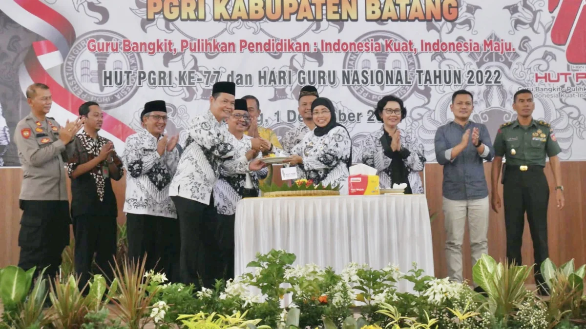 Diresmikan, Gedung Guru Jadi Persembahan PGRI untuk Masyarakat Batang 