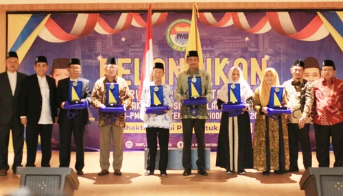 IKA PMII Jateng Anugerahkan Award kepada Tujuh Tokoh Berkontribusi Pengembangan Organisasi. Berikut Namanya?