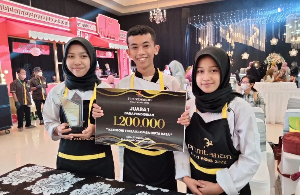 SMK Muhamkar Raih Juara 1 Cipta Rasa Prambanan Food Week 2022.