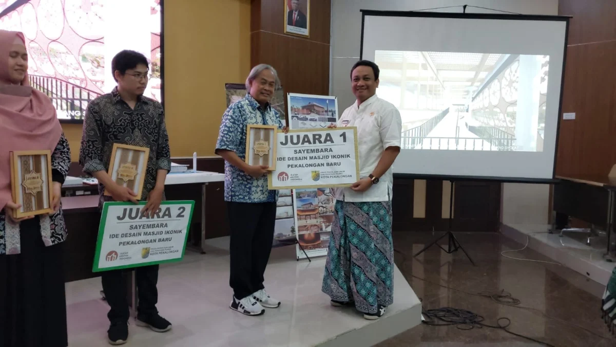 Muhammad Thamrin Butuh Waktu 3 Minggu Selesaikan Desain Masjid 'Selendang Batik'