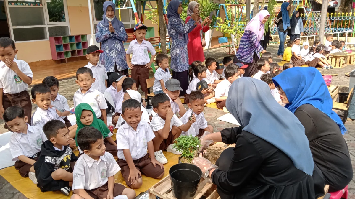 Berkolaborasi Dalam Program Sekolah Penggerak