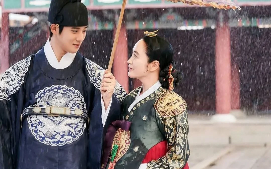 Under The Queen's Umbrella Jadi Rekomendasi Drama di Penghujung 2022