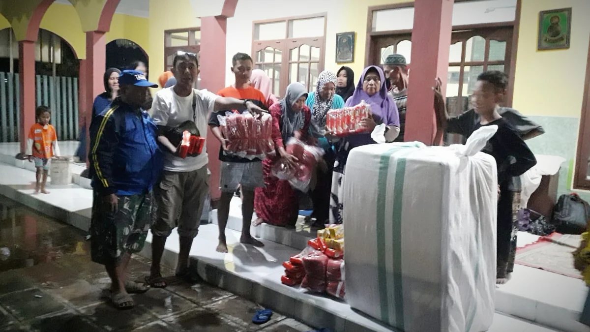 Pemkab Pekalongan Salurkan Bantuan Untuk Korban Banjir