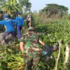 Letkol Endi Terjun Langsung Pantau Karya Bakti