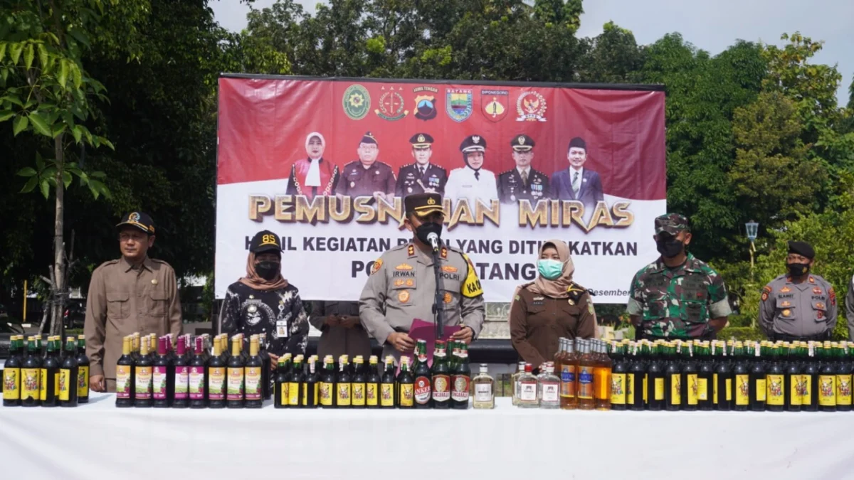 Hasil Operasi 3 Hari, 3.191 Botol Miras Ilegal Dimusnahkan