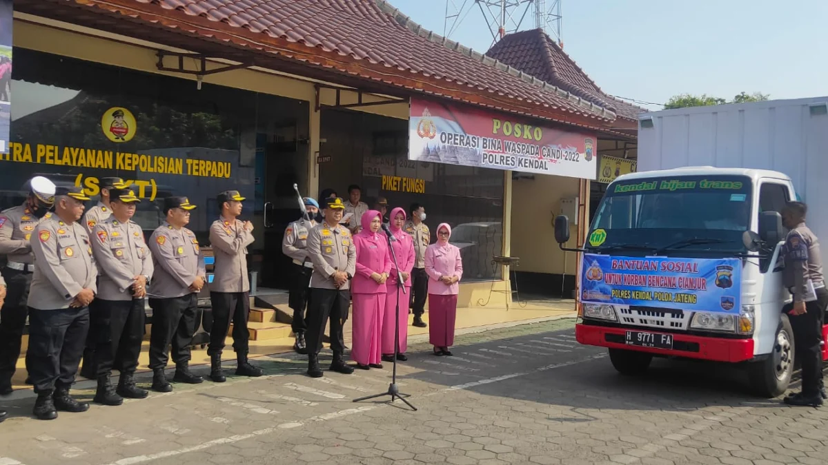 Bantu Korban Gempa Cianjur, Keluarga Besar Polres Kendal Himpun Donasi Rp 80 Juta