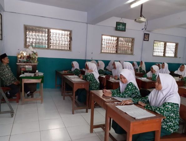 Tunjukkan Madrasah Tak Kalah Saing