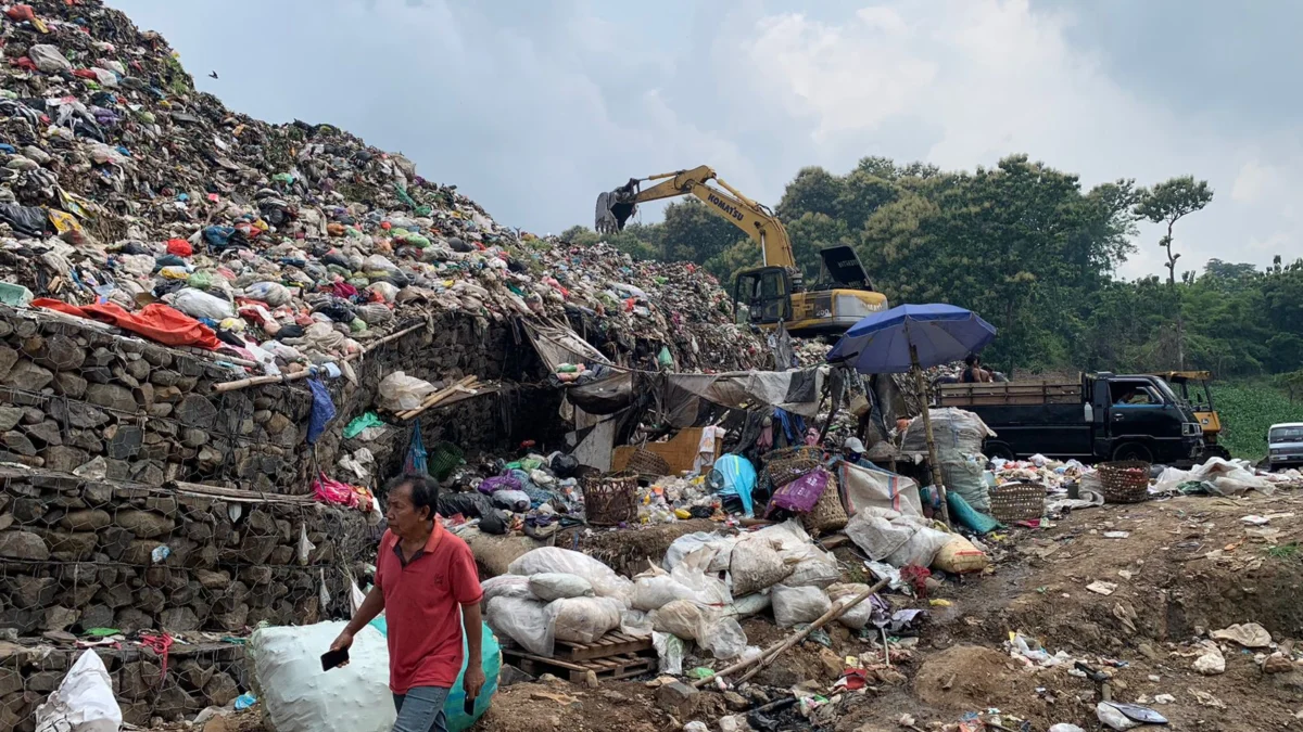 Baru Dua Tahun Beroperasi, Talud TPA Darupono Baru di Kendal Sudah Jebol