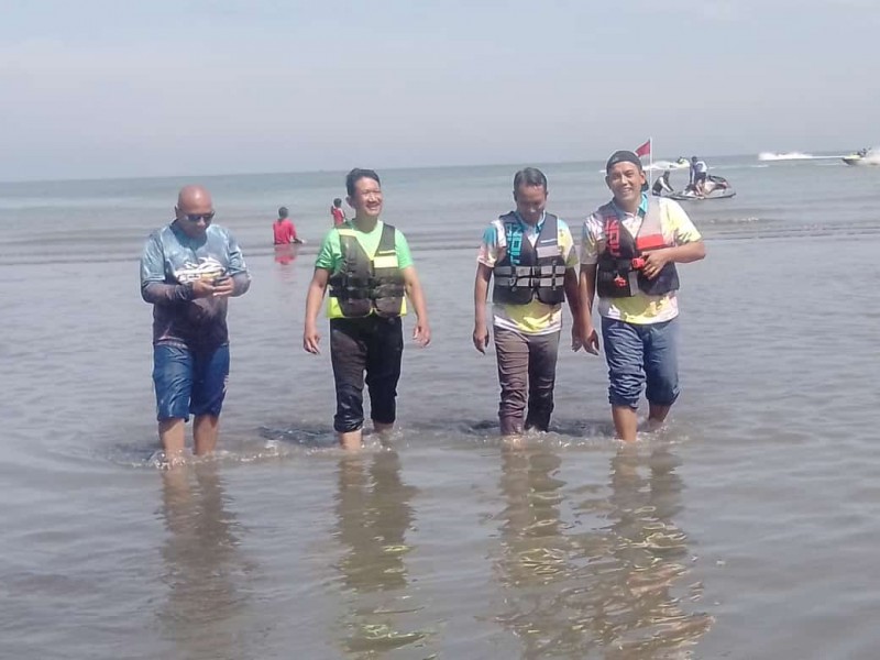 Makin Menantang Nih, Pantai Indah Kemangi Kendal Kini Dilengkapi Wahana Jetski