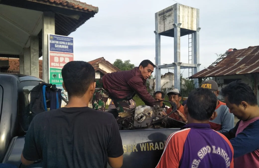 Tertangkap Tangan akan Curi Kambing, 2 Pemuda Dimassa, Motor Pelaku Dibakar