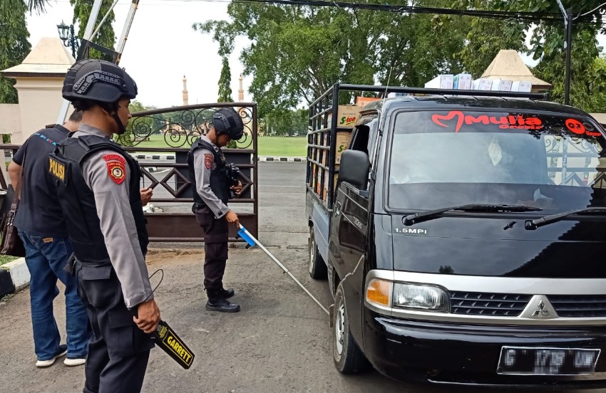 Paska Bom Bunuh Diri di Polsek Astanaanyar Bandung, Setiap Tamu di Polres Pekalongan Jajaran Diperiksa