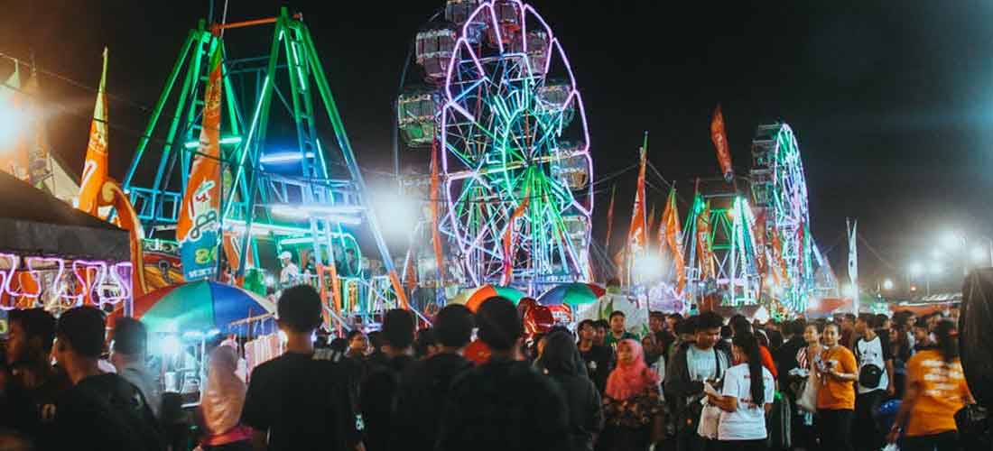 [CERPEN] <strong>Pasar Malam</strong>