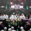 Peringati 1 Abad NU dengan Sholawat dan Dzikir, Meski Hujan Deras Tak Menyurutkan Semangat Bermunajat kepada Allah SWT