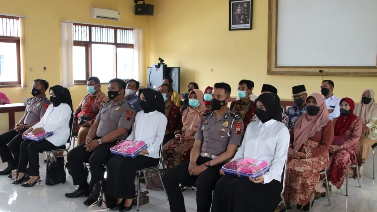 Tidak Asal Ingin Kawin, Polisi Harus Disidang Sebelum Nikah