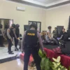 Satgas Preventif Polres Pekalongan Sterilisasi Tempat Perayaan Natal