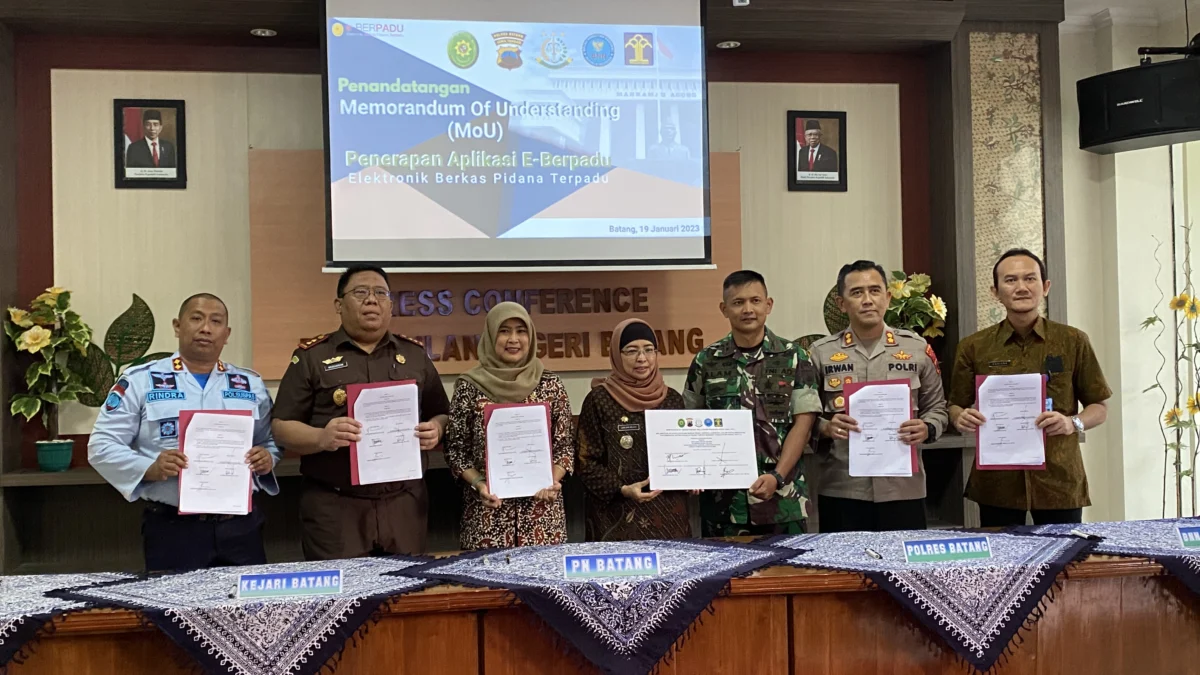 PN Batang menjalin kerja sama dengan Kejaksaan Negeri Batang, Polres Batang, BNNK Batang dan Lapas Batang dalam rangka penerapan e-Berpadu. (Radar Pekalongan/Novia Rochmawati)