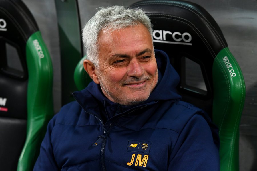 Jose Mourinho Diincar Portugal dan Brasil, Direktur AS Roma Pede Sang Pelatih Akan Bertahan