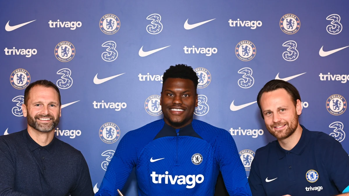 Chelsea Resmi Angkut Bek Muda Benoit Badiashile dari AS Monaco