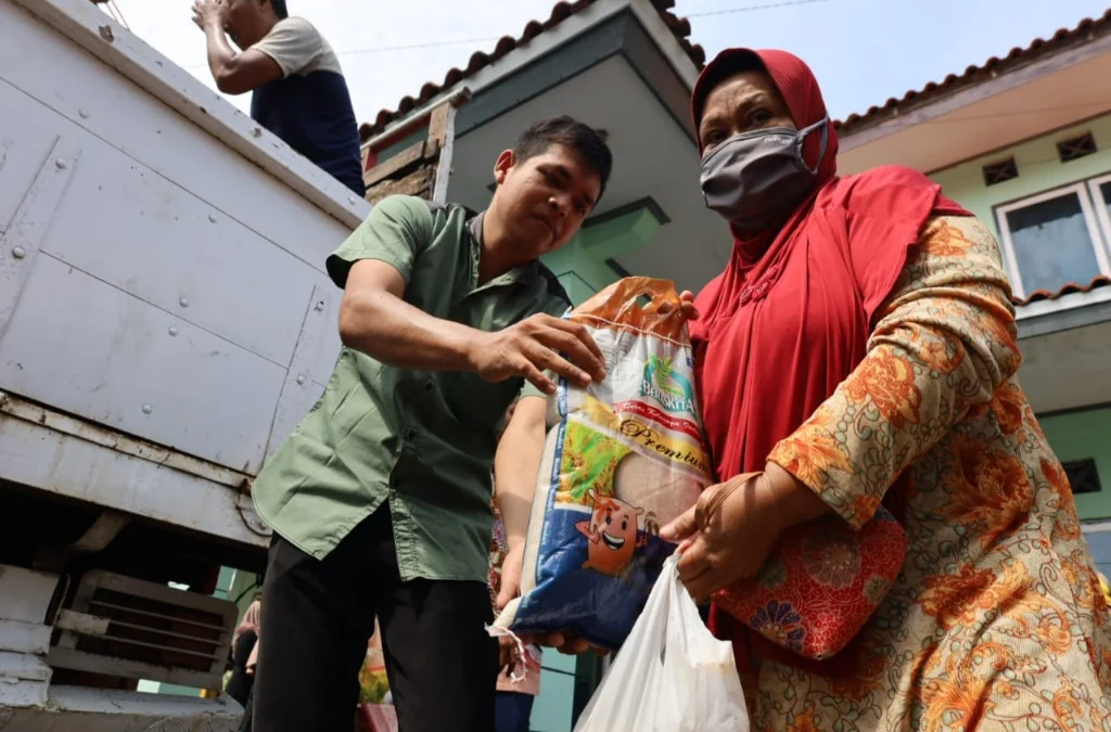 Operasi pasar murah di 27 lokasi kelurahan di Kota Pekalongan