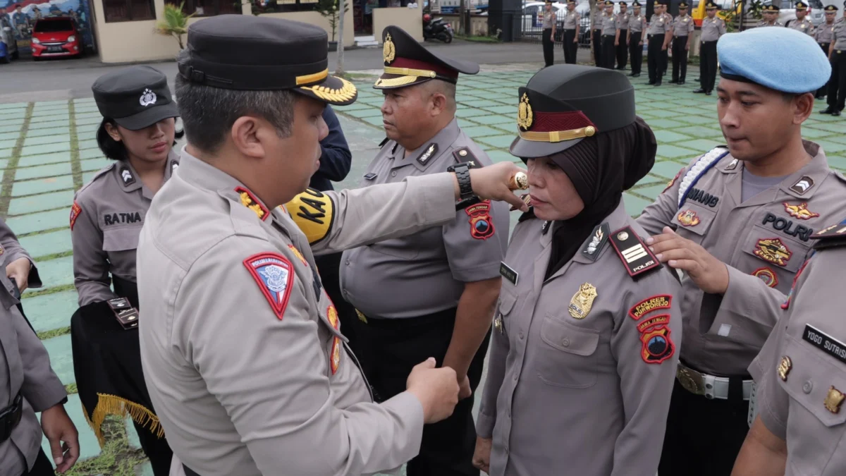 Puluhan Personel Polres Purworejo Naik Pangkat