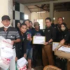 PGRI Batang Terjun Bantu Korban Terdampak Banjir