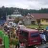 Tahun Baru, Jalur Bandar-Batur Macet