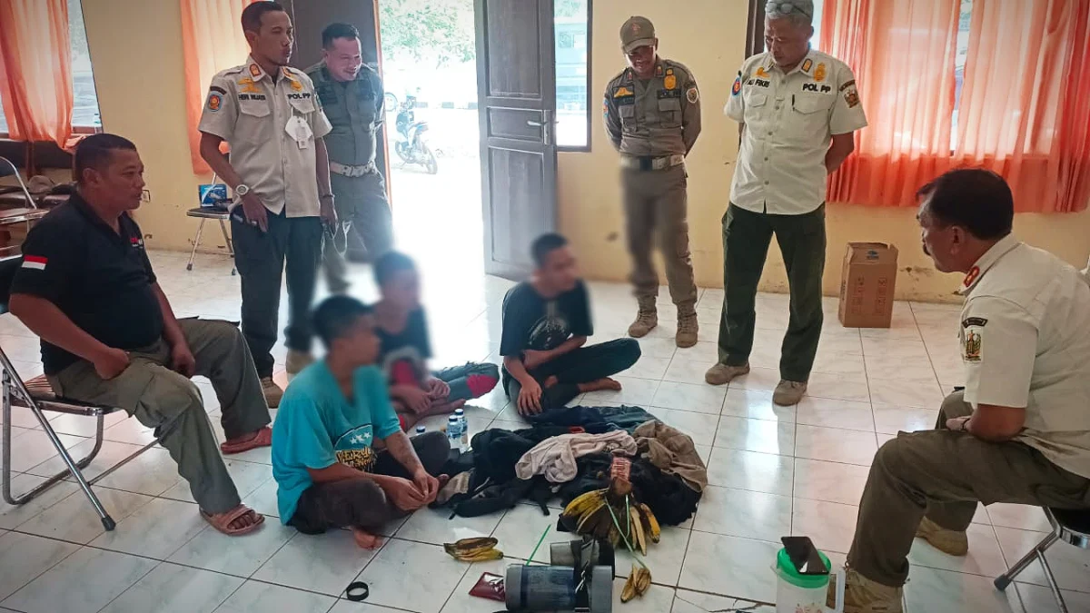 Nekad Bobol Warung Makan, Tiga Bocah Punk Diamankan Satpol PP