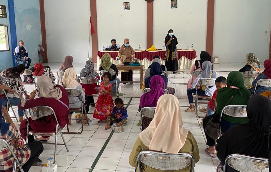 Inilah Cara Pembuatan Jamu Mpon Mpon Ala Mahasiswa KKN-T Unikal