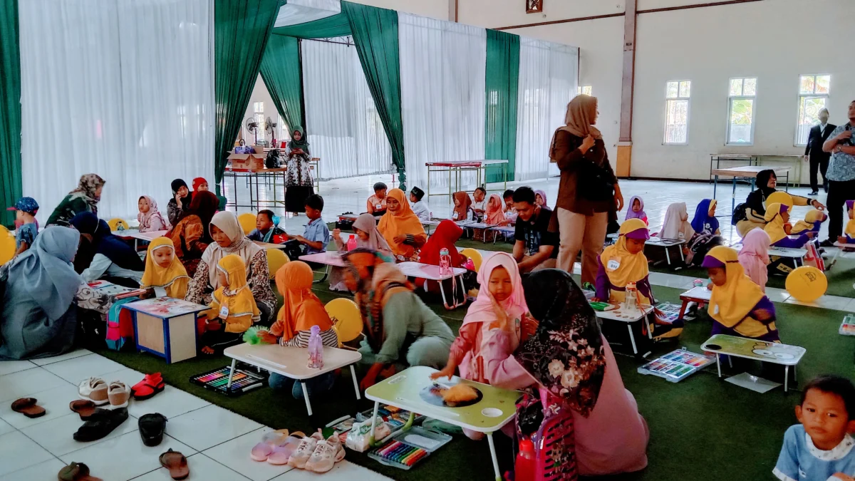 Ratusan Peserta Ikut Meriahkan Gebyar Anak Nusantara SD Islam Nusantara