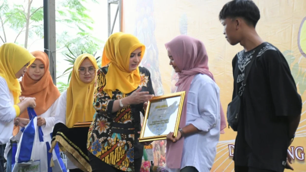 Juara Festival Durian Lolong Akan Dikembangkan Untuk Pembibitan