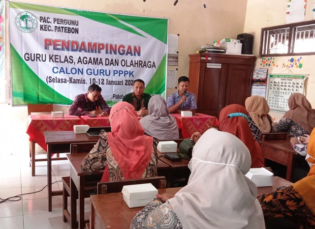 Solidaritas Profesi, Pergunu Patebon Kendal Dampingi Para Guru Hadapi Seleksi PPPK