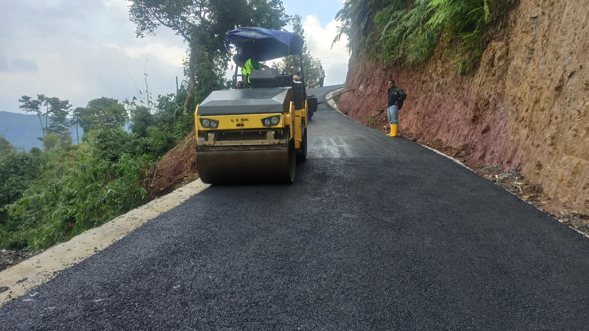 Tenang, Rusak Masa Pemeliharaan Jalan Bumirasa- Panumbangan Langsung Diperbaiki