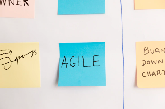 Agile leadership, tipe pemimpin yang gesit dan adaptif