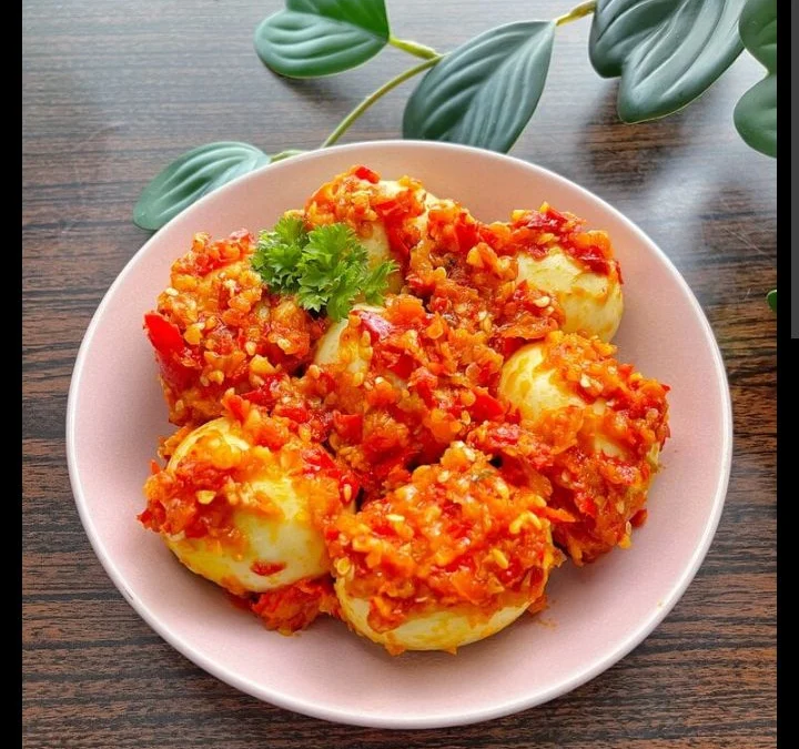 Bisa Jadi Refrensi Makan Siang, Inilah Resep Telur Bumbu Balado yang Menggugah Selera