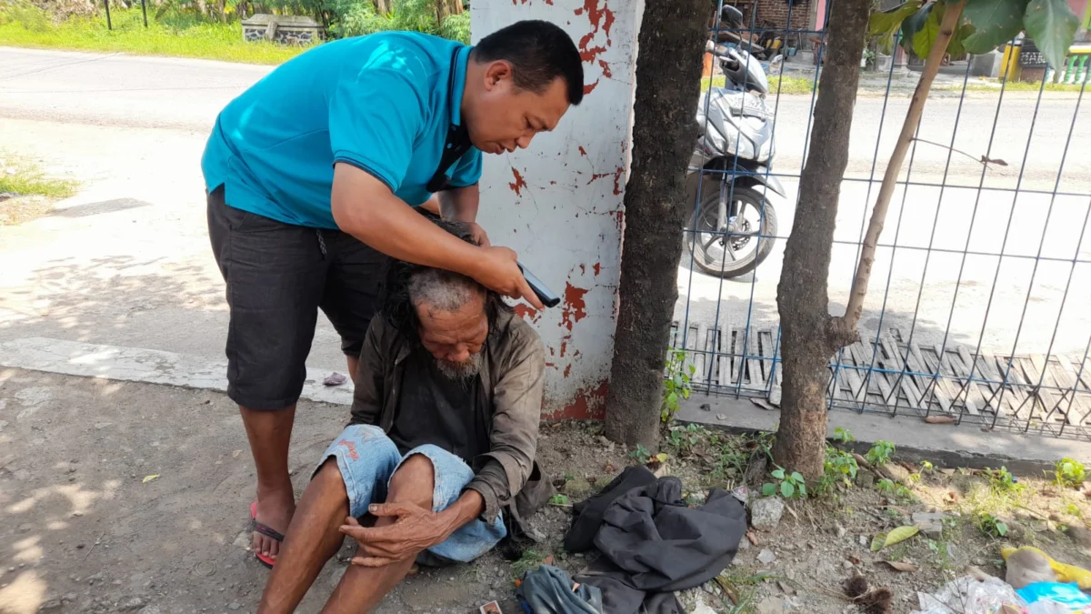 Sambangi Kendal, Youtuber Adi Sinau Hurip "Berburu" ODGJ untuk Dirumat