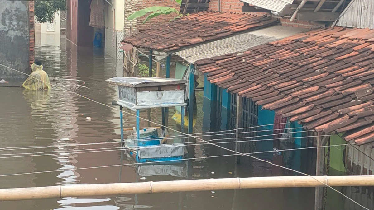 Disapu Banjir 1 Meter, Warga Tak Sempat Selamatkan Barang Berharga di Rumah