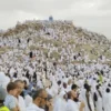 Jabal Rahmah Tempat Bertemunya Nabi Adam dan Ibu Hawa