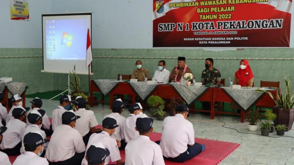 Kesbangpol Tangkal Pemahaman Radikalisme Dengan LCC Wasbang Pelajar