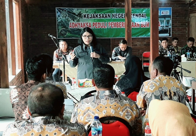 Mau Lihat Bersih Tidaknya Pemerintah Desa: Kajari Kendal: Lihat BUMDes nya